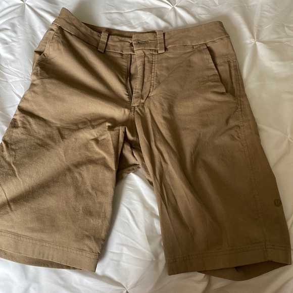 Mens Lululemon Khaki Shorts 